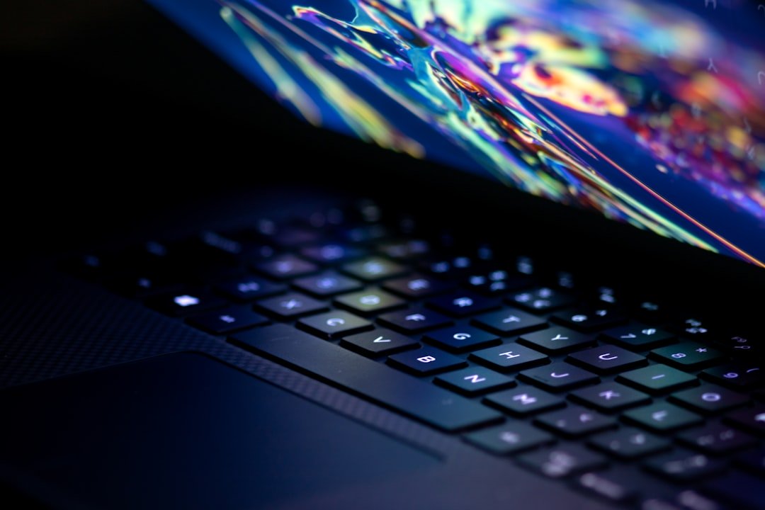 Como Criar um Site Profissional em 2026: O Guia Completo (Passo a Passo) 1 Photo laptop screen design